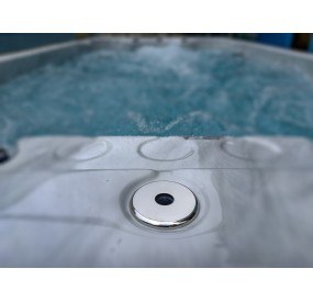 SPA DE NAGE SW450  - OPTION Fixation canne fibre de verre pour une nage plus puissance.